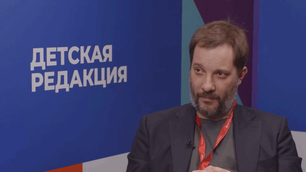 Читатели или зрители – кто будет управлять миром будущего. Врачу разбогатеть проще, чем блогеру