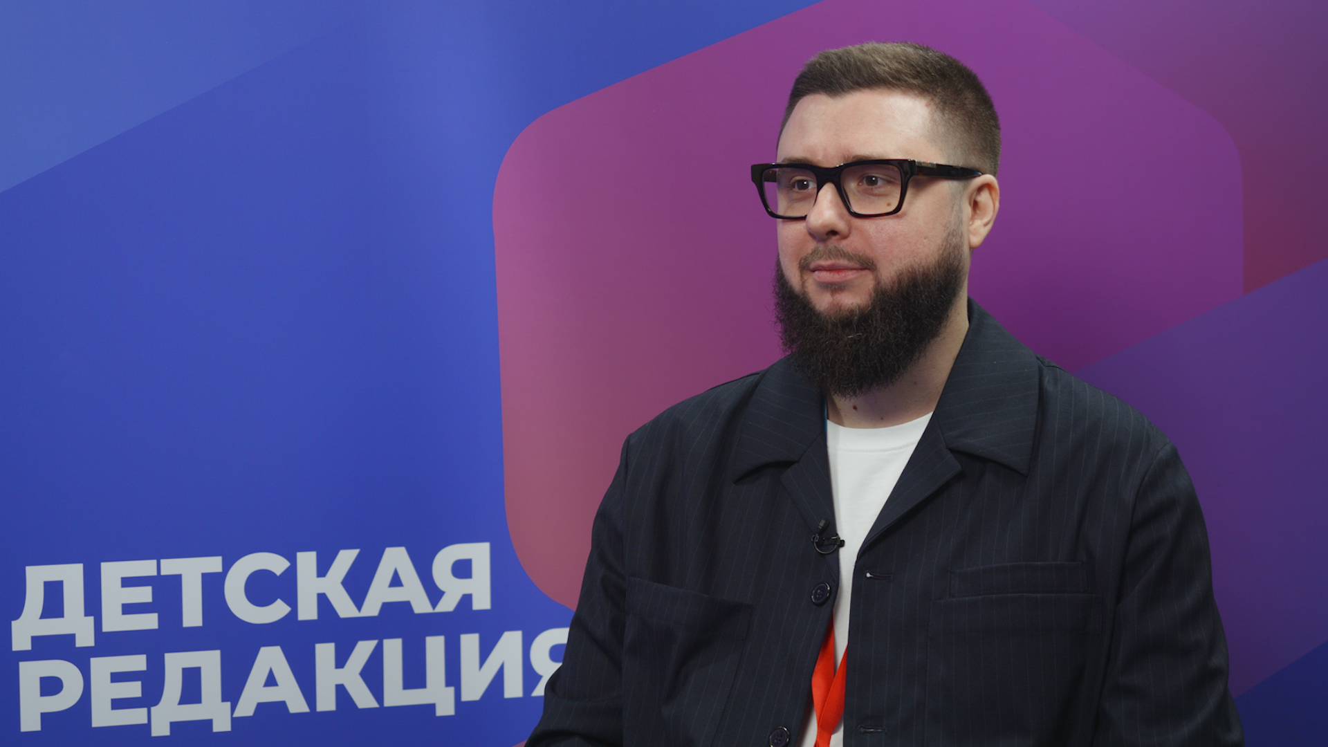 Круто шутишь, генеришь спортивный контент, не боишься хейта футбольных фанатов? Тебя ищут Крылья советов